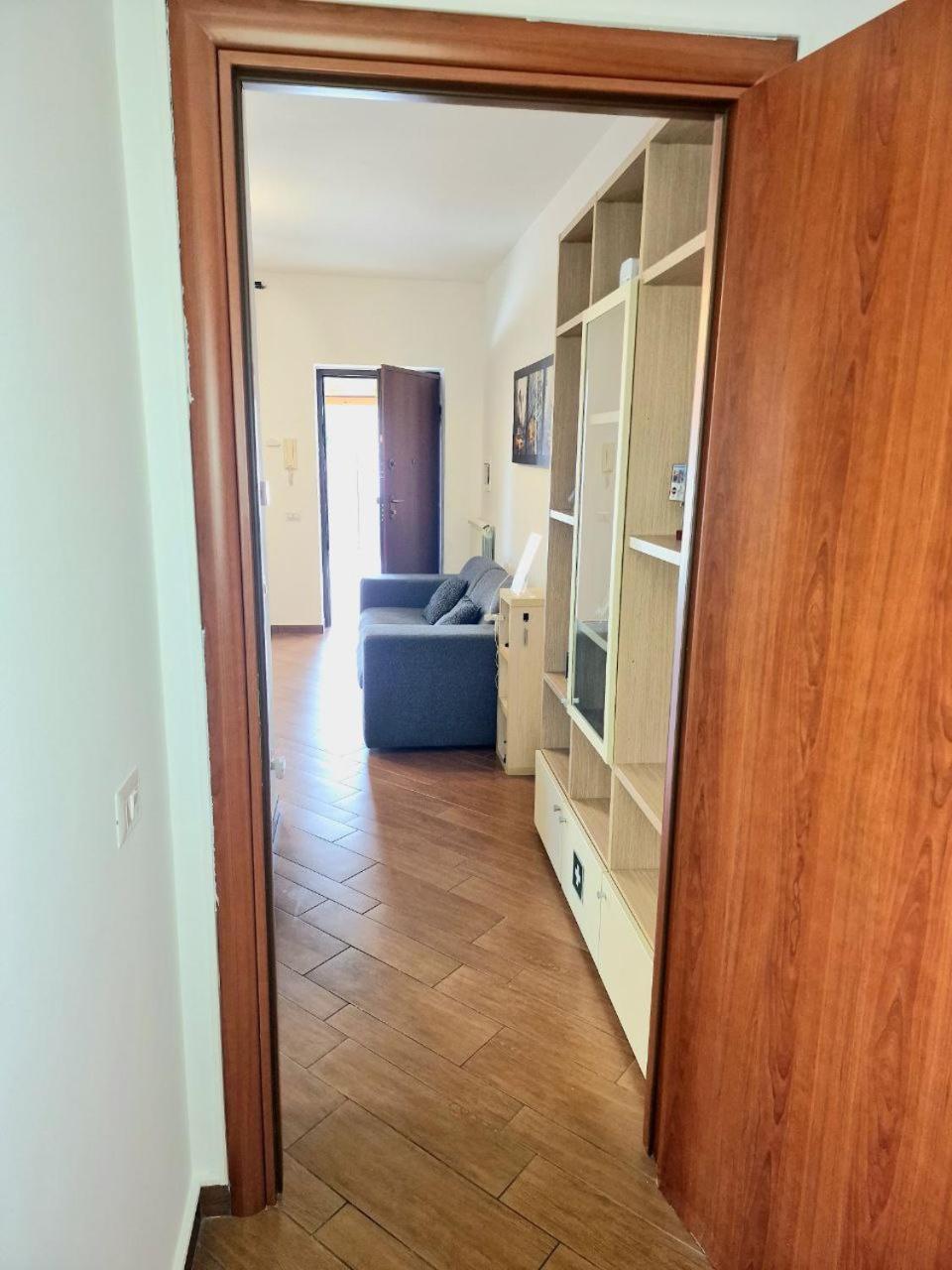 Domus Livio, 7 Min Fco Airport, Free Wifi, Garden Apartment, 2 Tv Hd Fiumicino Zewnętrze zdjęcie