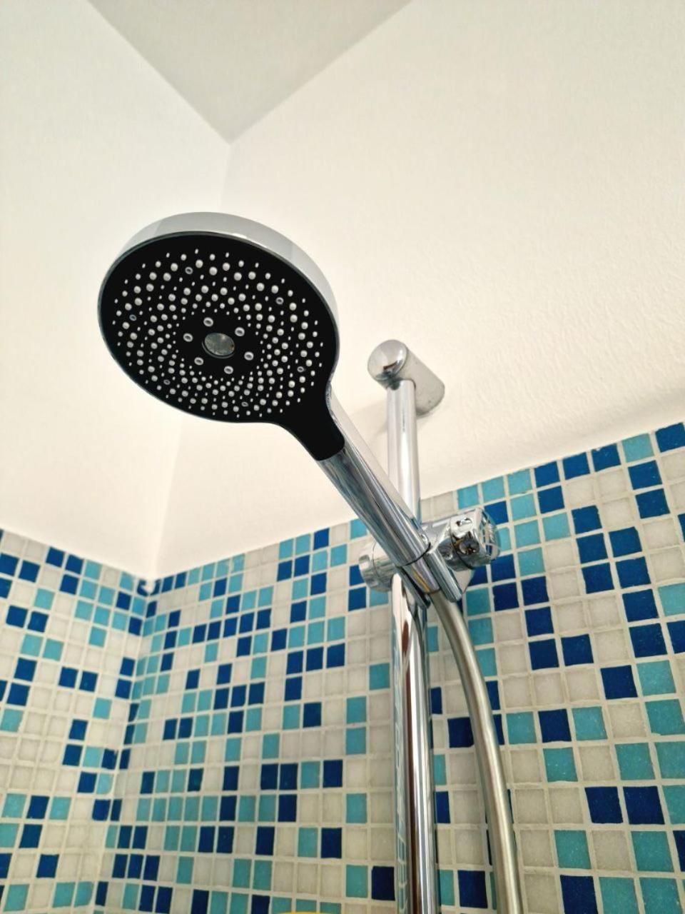 Domus Livio, 7 Min Fco Airport, Free Wifi, Garden Apartment, 2 Tv Hd Fiumicino Zewnętrze zdjęcie