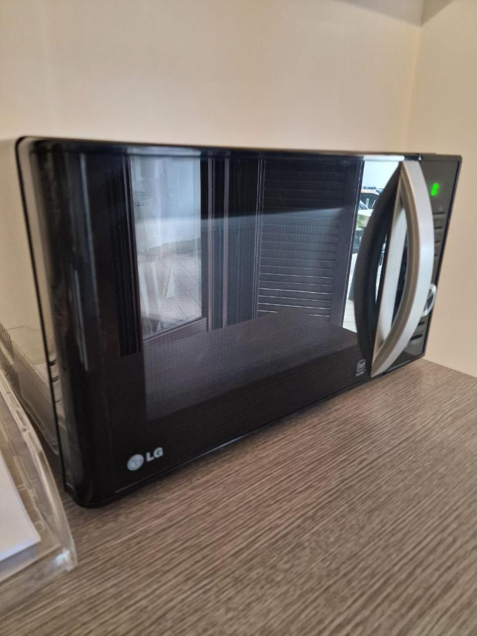 Domus Livio, 7 Min Fco Airport, Free Wifi, Garden Apartment, 2 Tv Hd Fiumicino Zewnętrze zdjęcie